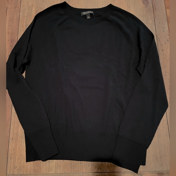 Banana Republic Black Merino Wool Crewneck Sweater - Picture 3 of 4